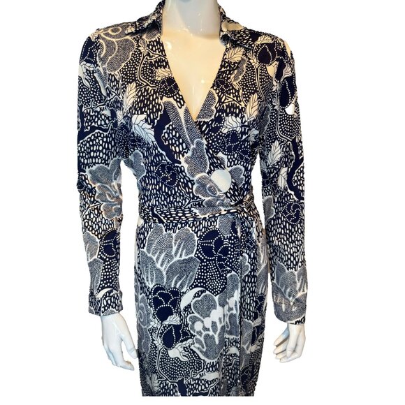 Diane von Furstenberg Navy New Jeanne Two Wrap Navy Dress 100% Silk Size 10 - Picture 5 of 13